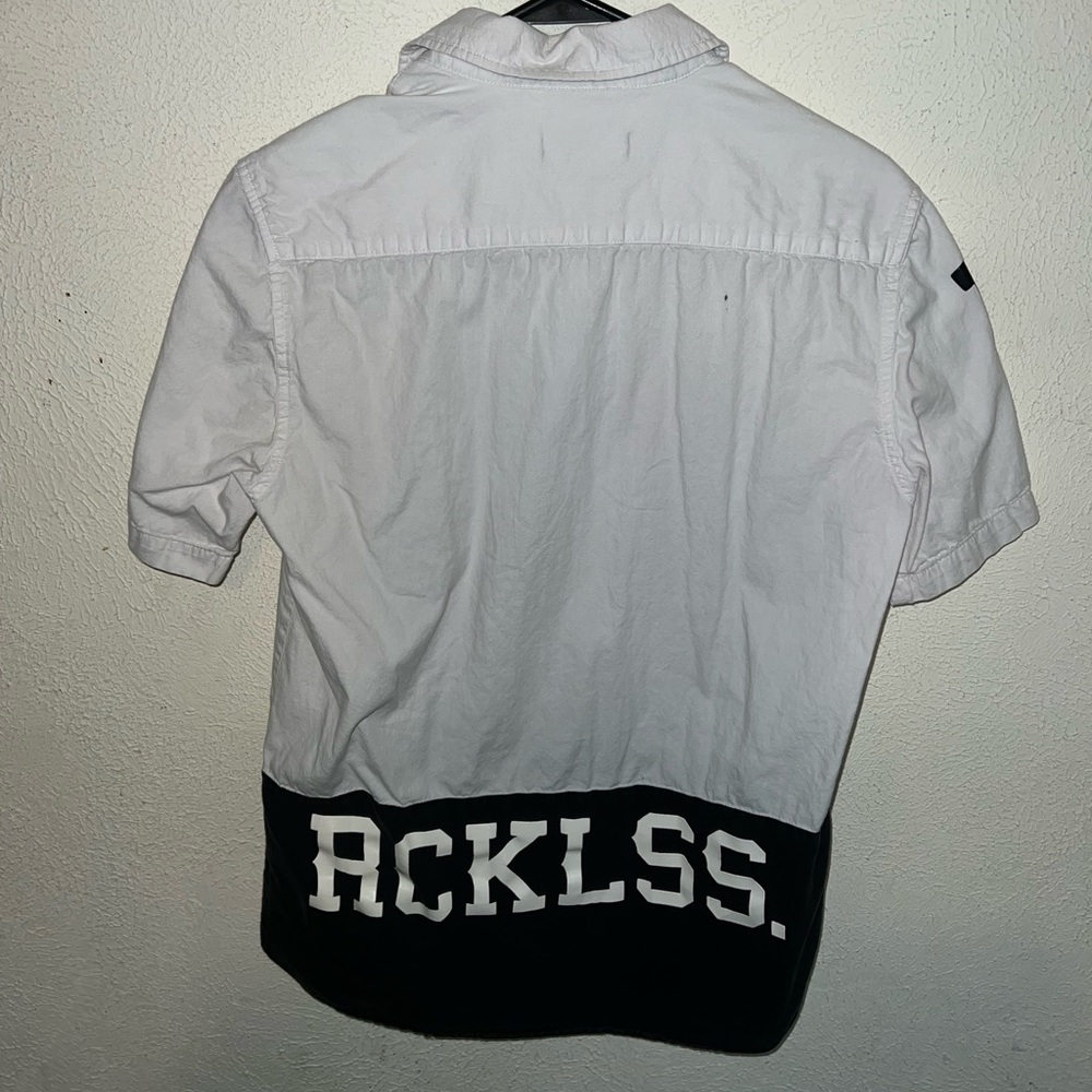 Y&R button down - Picture 2 of 3
